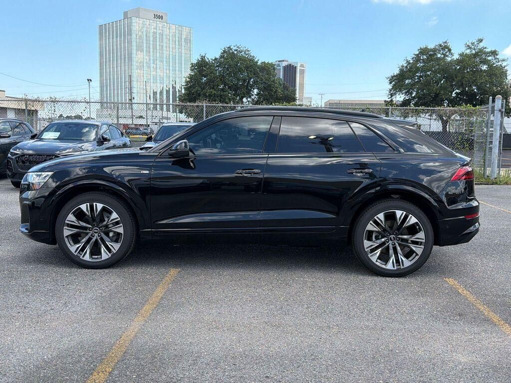 2026 Audi Q8