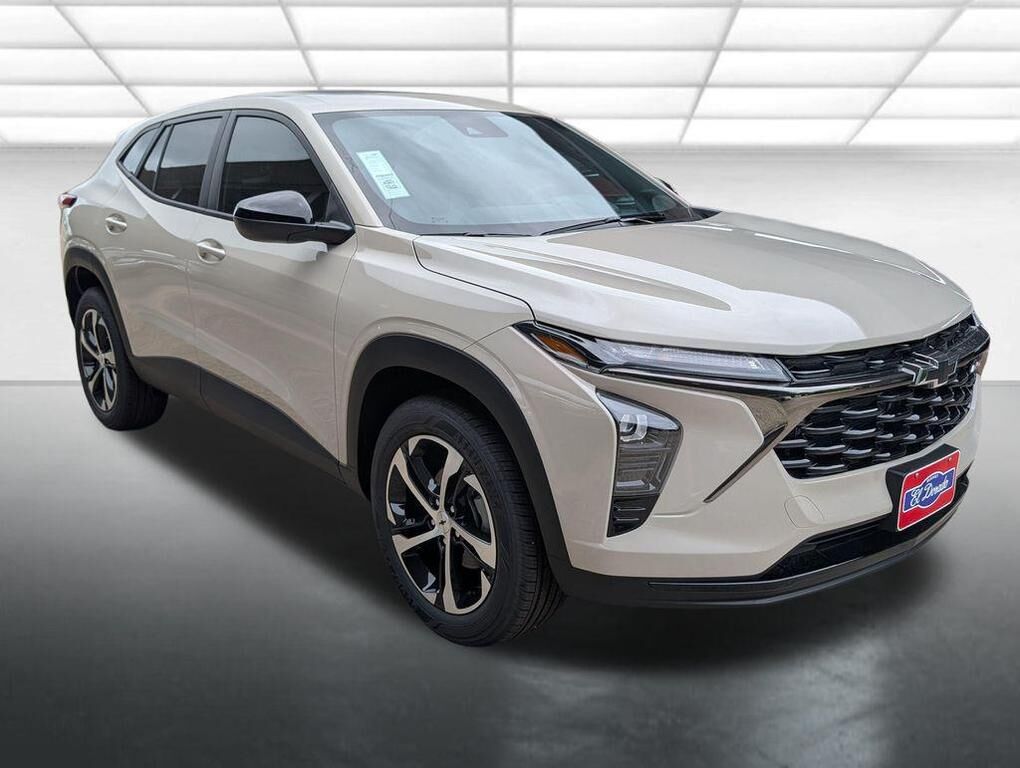 2026 CHEVROLET Trax