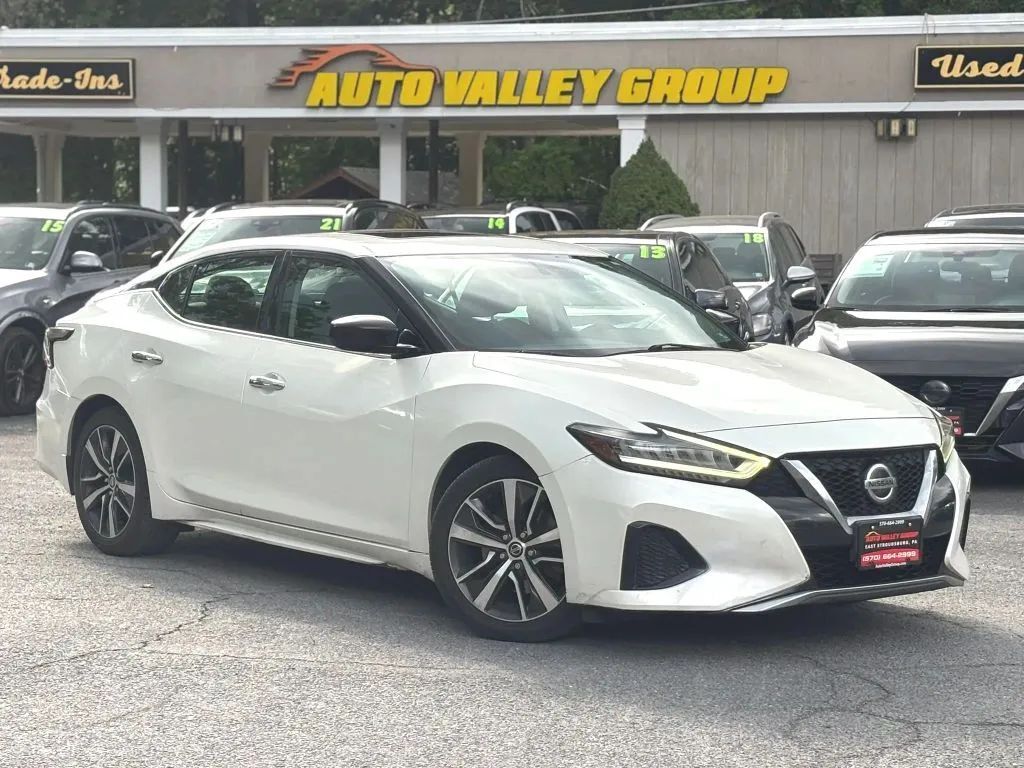 2019 NISSAN Maxima