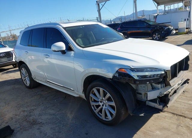 2016 VOLVO XC90