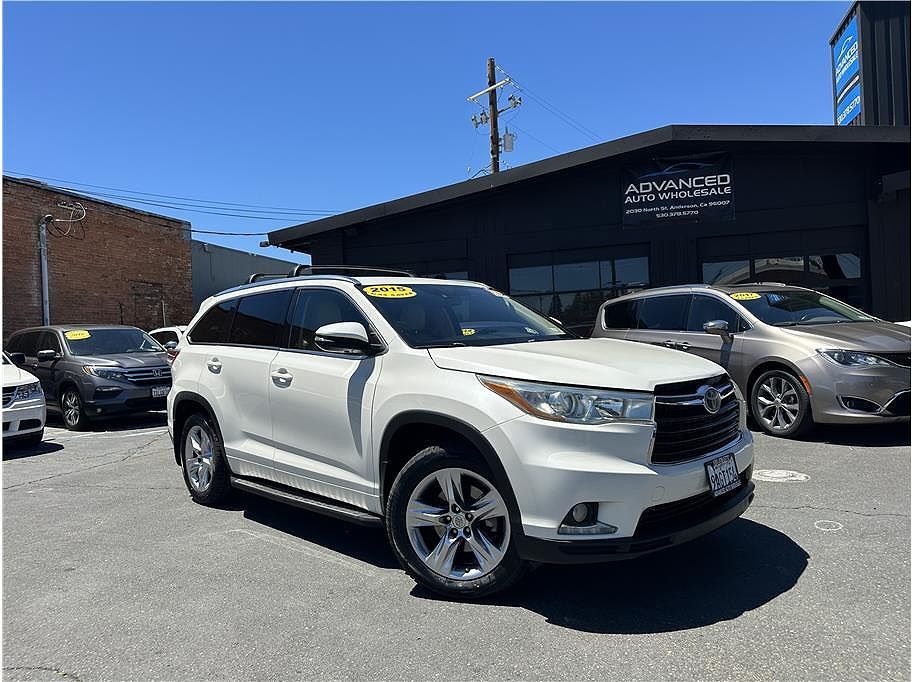 2015 TOYOTA Highlander