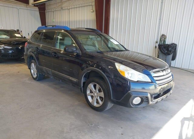 2014 SUBARU Outback