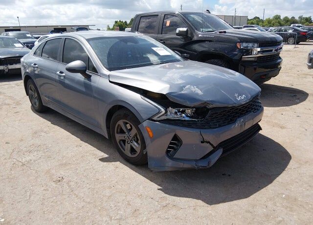 2022 KIA K5