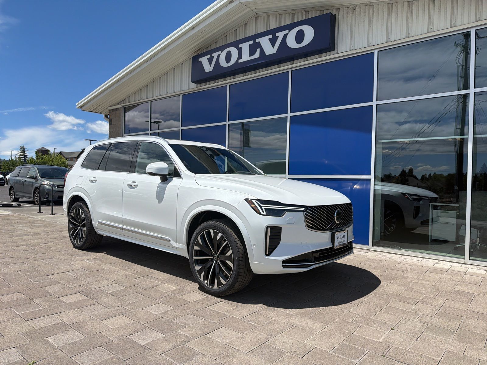 2026 VOLVO XC90