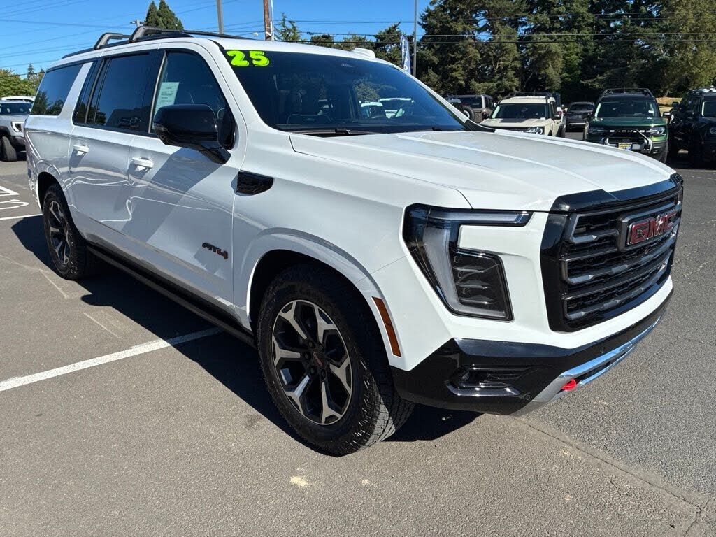 2025 GMC Yukon XL