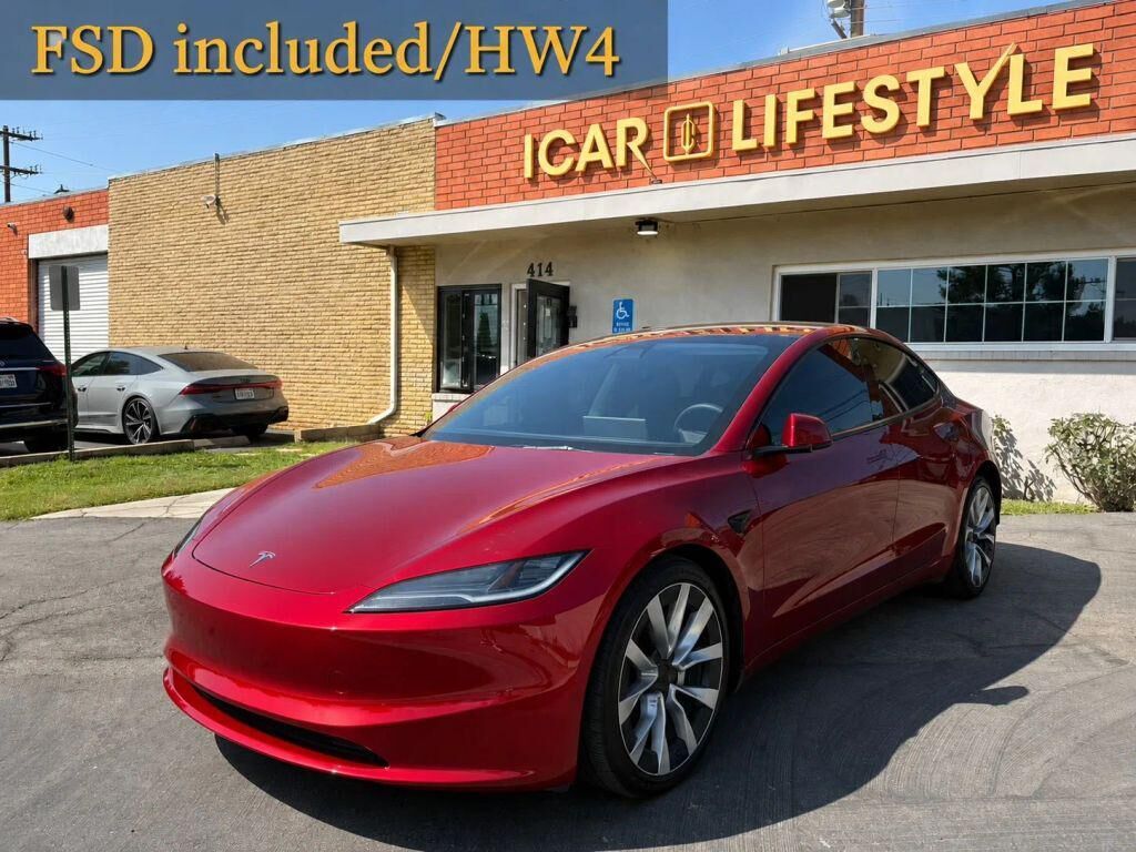 2024 TESLA Model 3