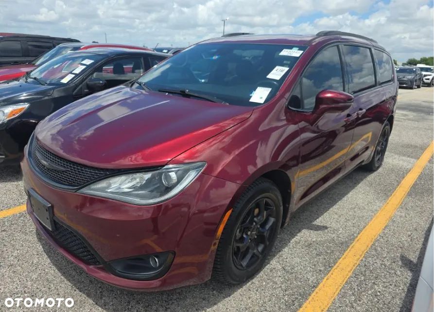 2019 CHRYSLER Pacifica