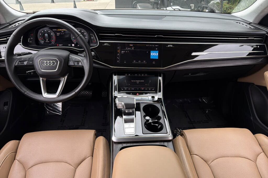 2023 Audi Q8