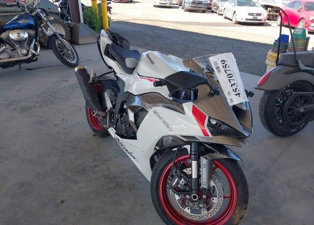 2025 KAWASAKI Ninja