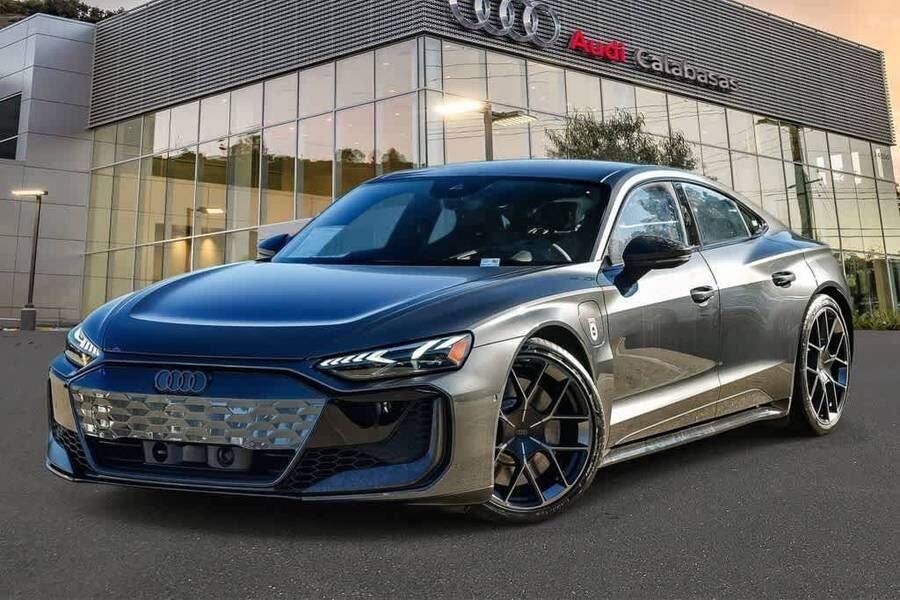 2026 AUDI RS e-tron GT