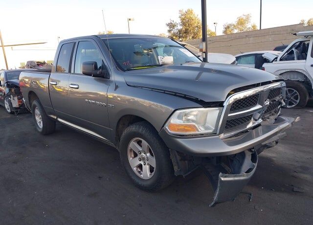 2011 DODGE Ram