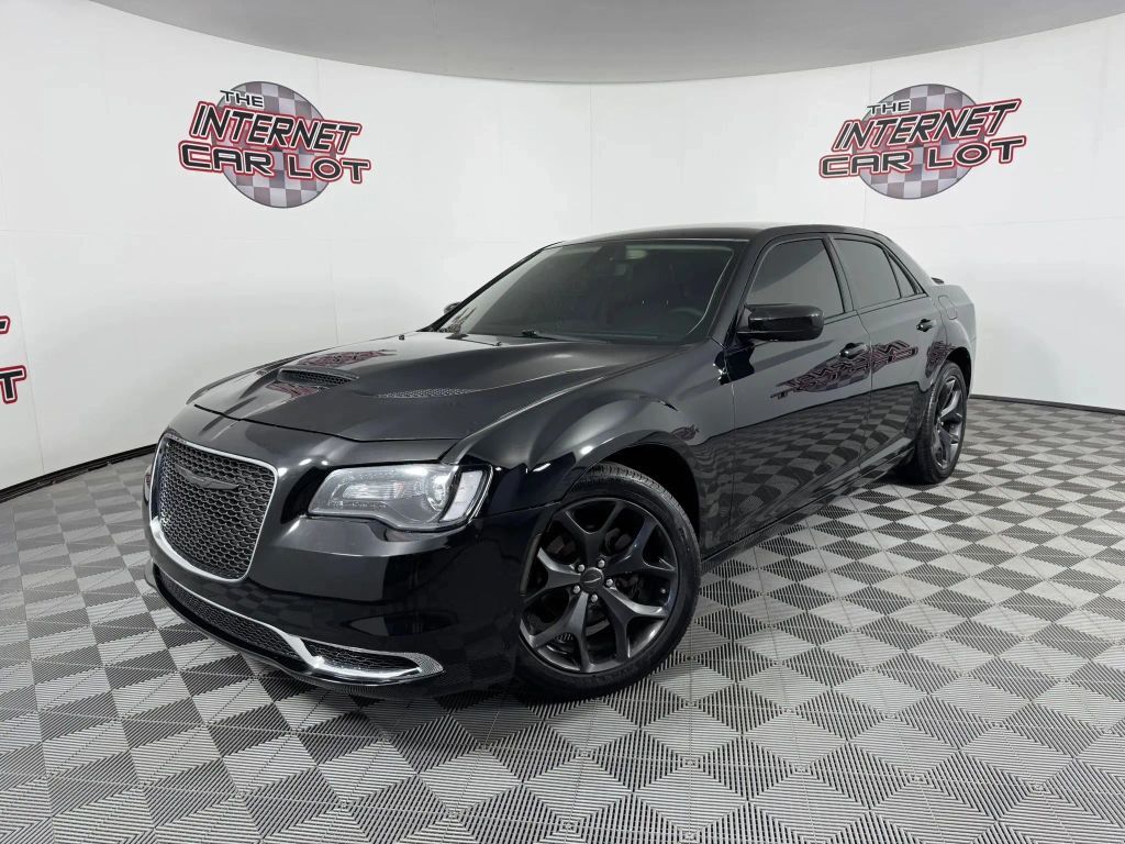 2023 CHRYSLER 300