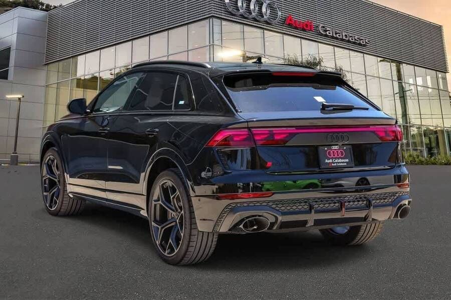 2026 Audi RS Q8