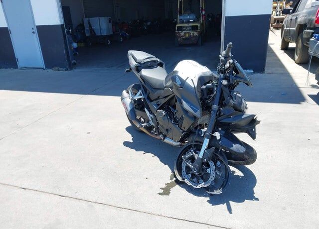 2025 HONDA CB