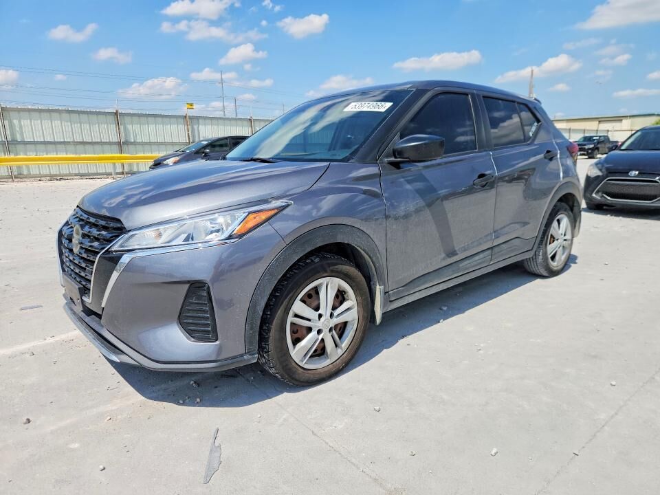 2021 NISSAN Kicks