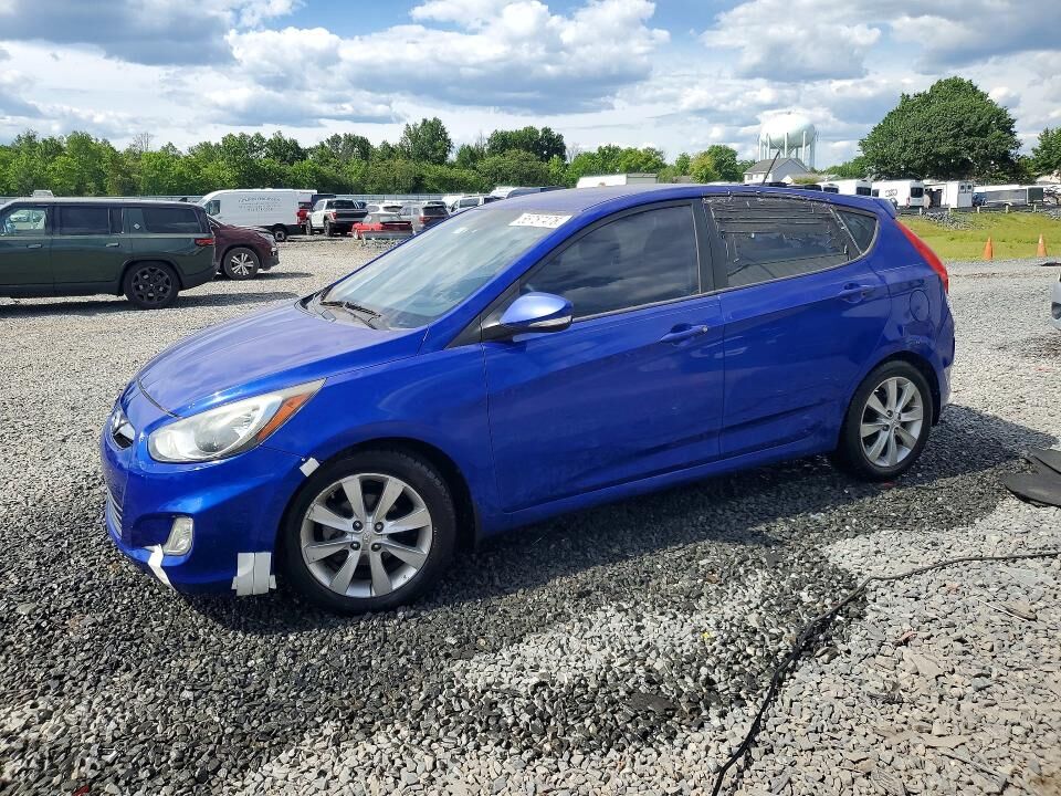 2013 HYUNDAI Accent