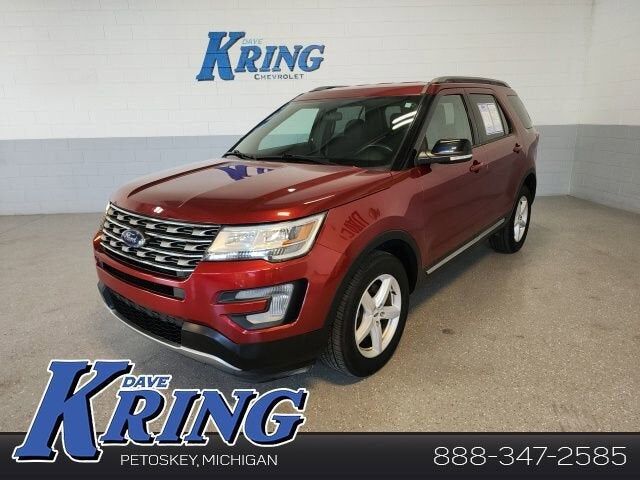 2017 FORD Explorer
