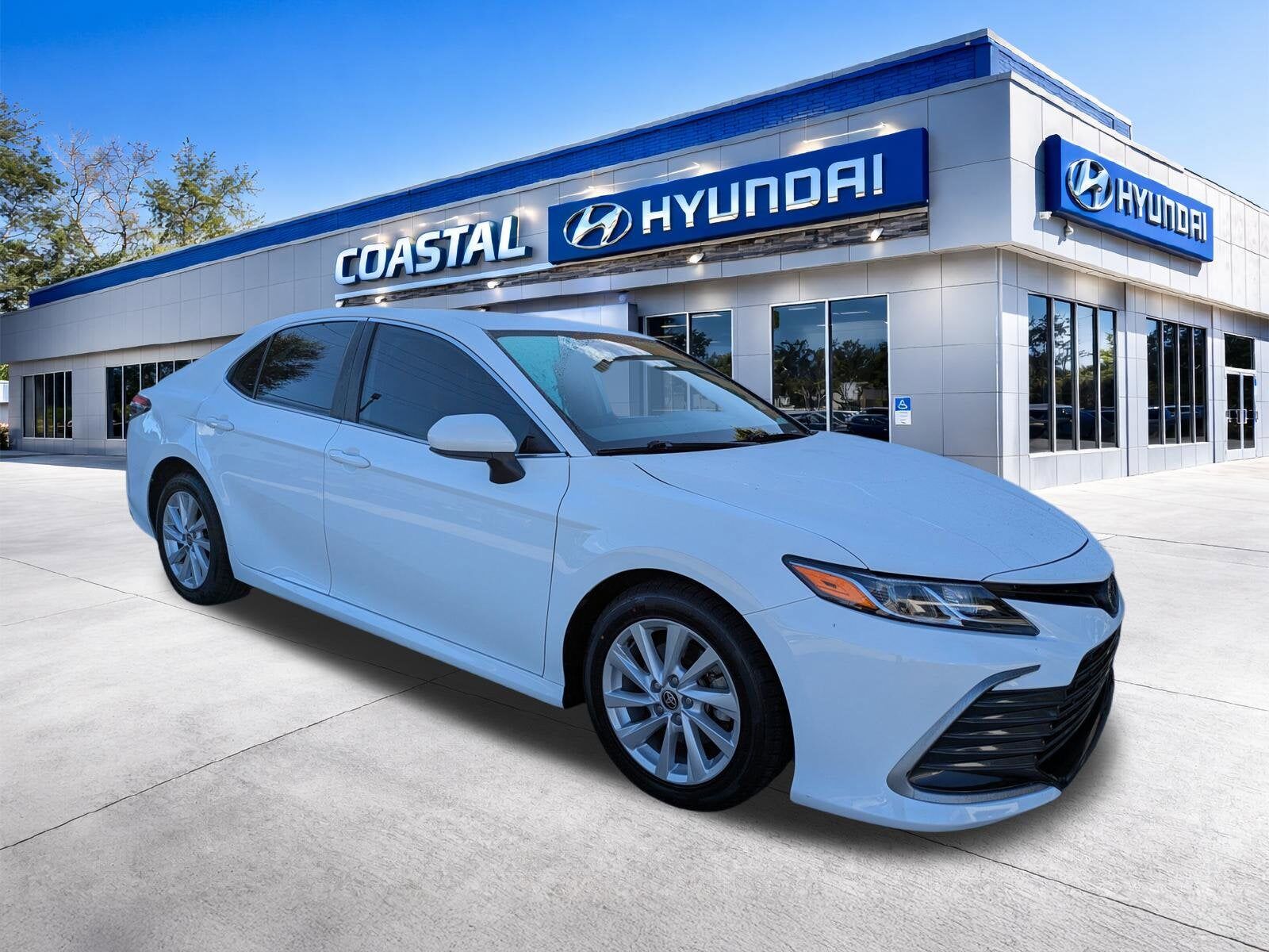 2023 TOYOTA Camry