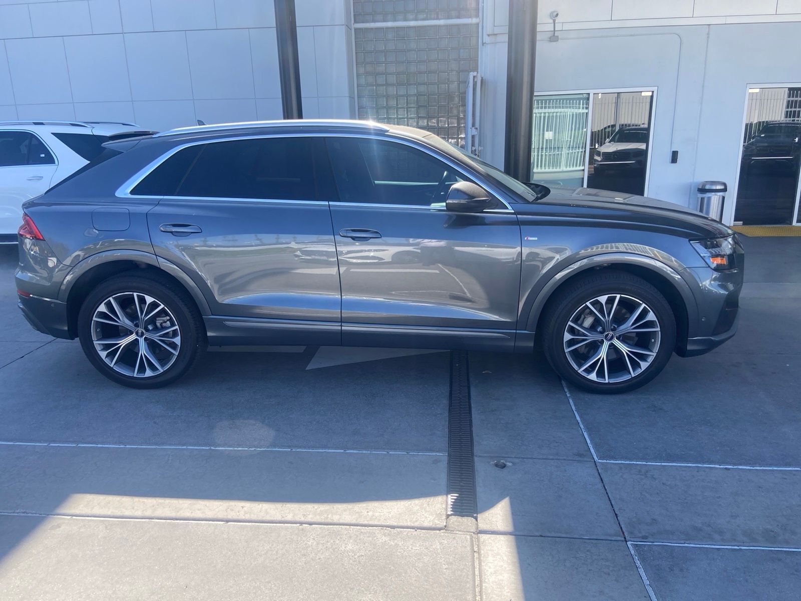 2023 Audi Q8