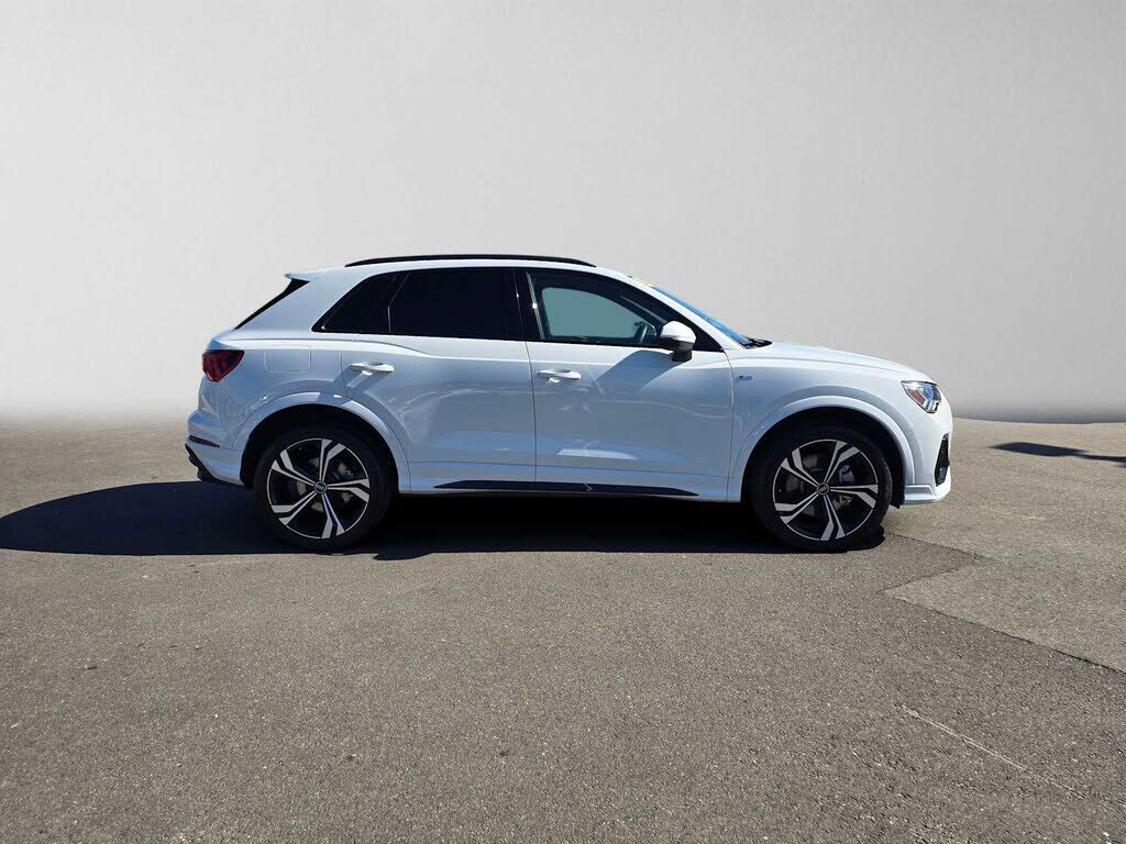 2023 Audi Q3