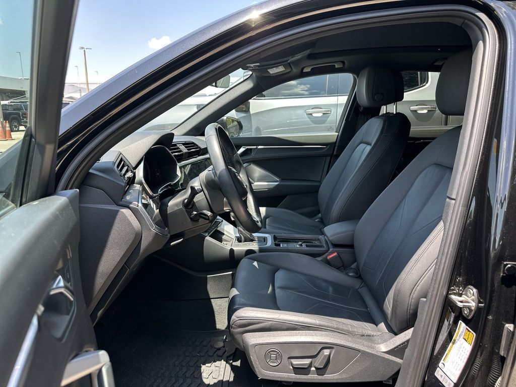 2020 Audi Q3
