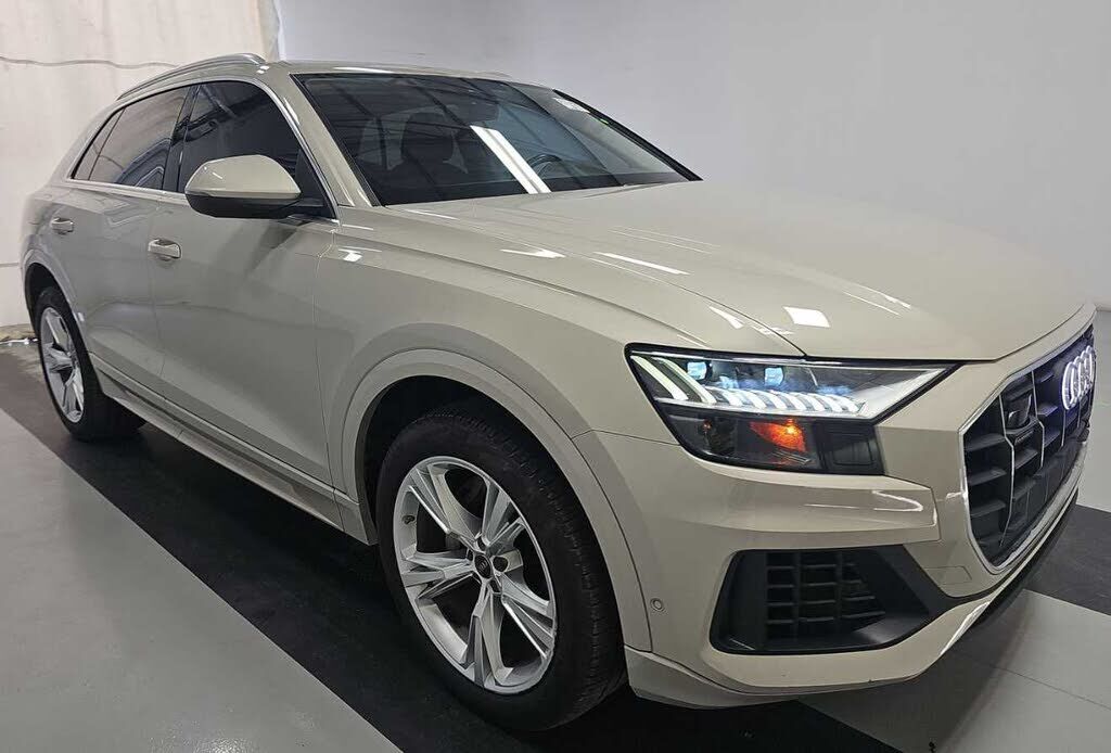2023 Audi Q8