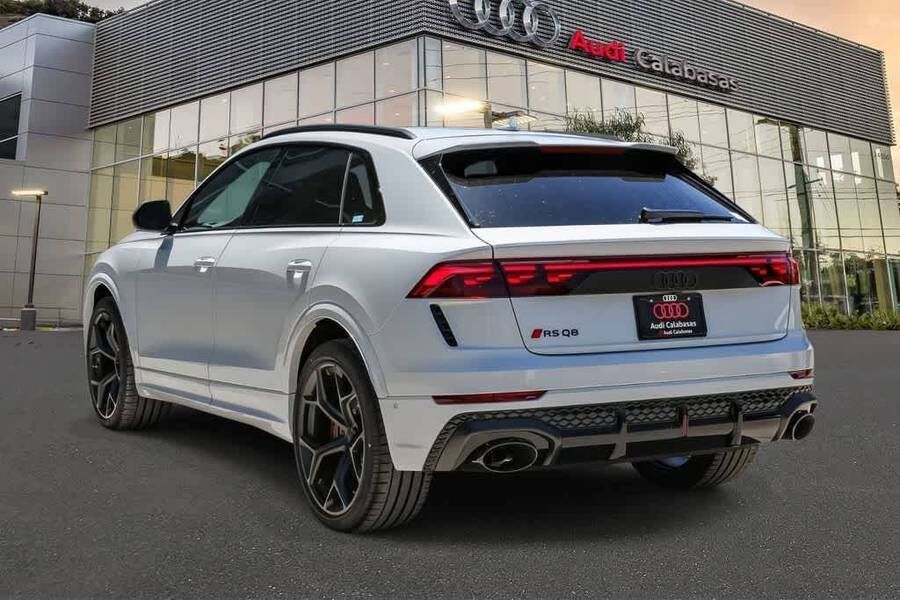 2026 Audi RS Q8