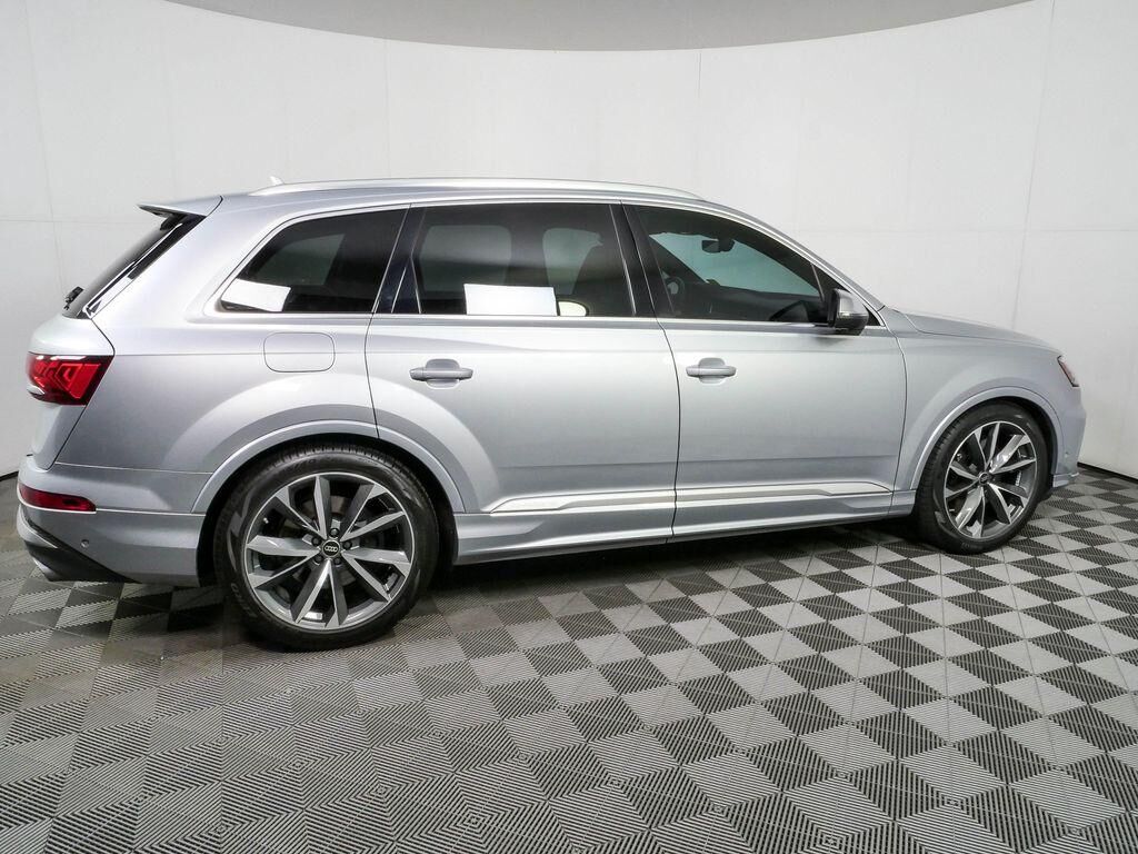 2022 Audi SQ7