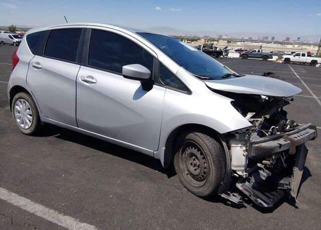 2016 NISSAN Versa