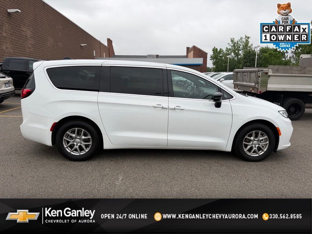 2026 CHRYSLER Pacifica