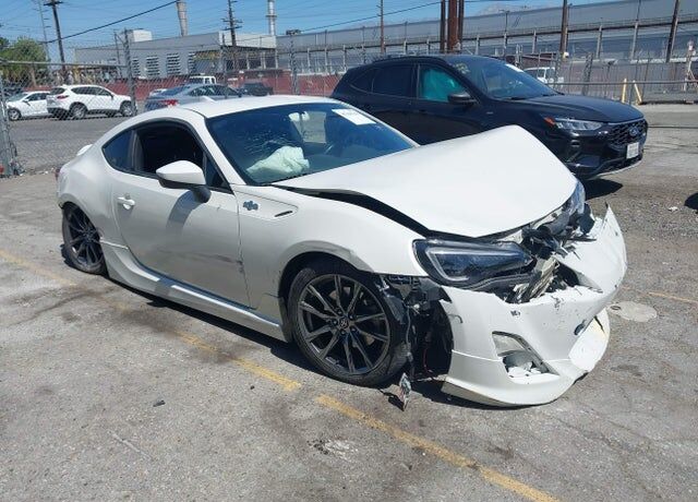 2015 TOYOTA Scion