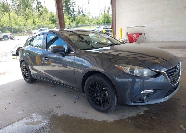 2015 MAZDA Mazda3