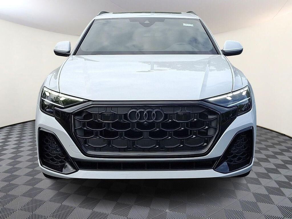 2026 Audi Q8