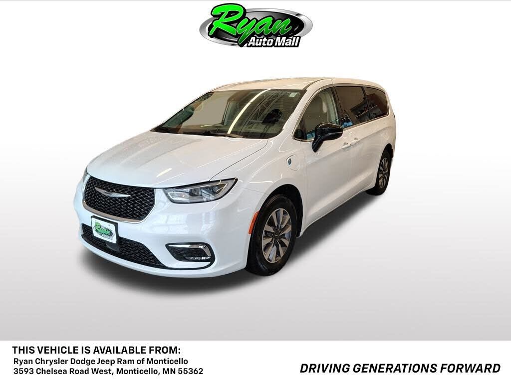 2024 CHRYSLER Pacifica