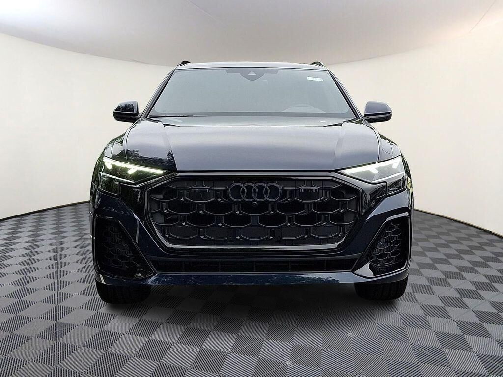 2026 Audi Q8