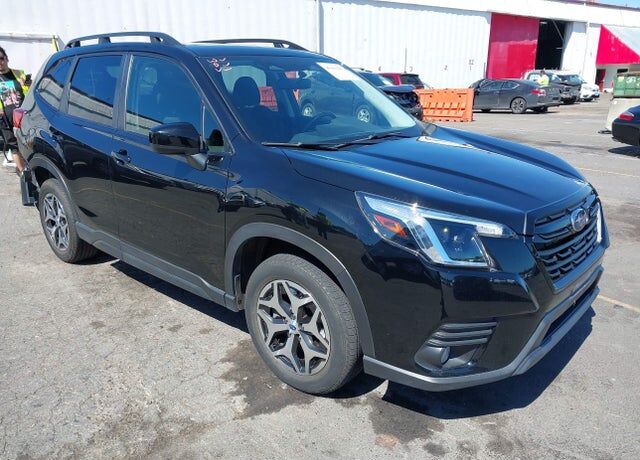 2023 SUBARU Forester