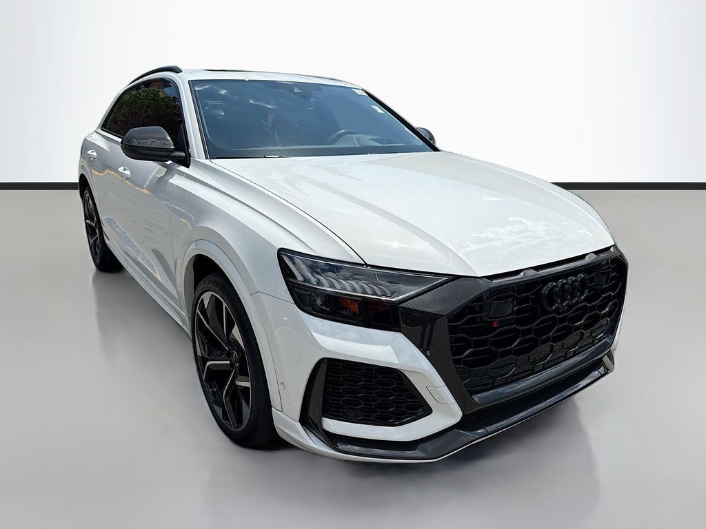 2022 AUDI RS Q8