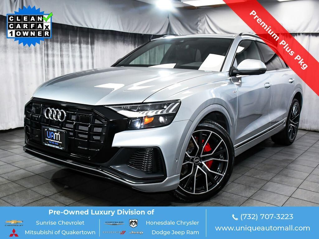 2023 AUDI Q8