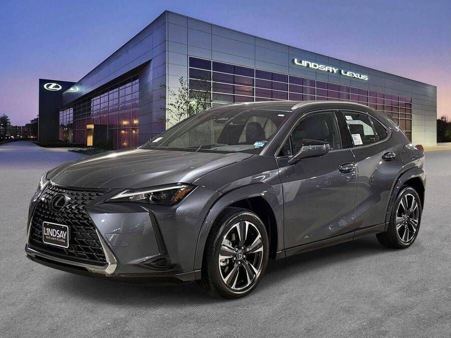 2026 LEXUS UX