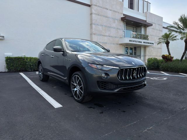 2017 MASERATI Levante