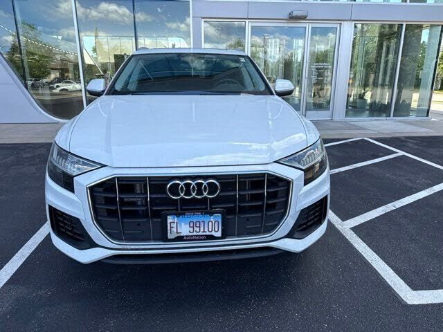 2023 AUDI Q8