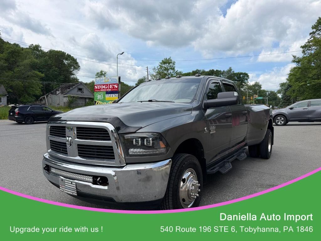 2012 DODGE Ram