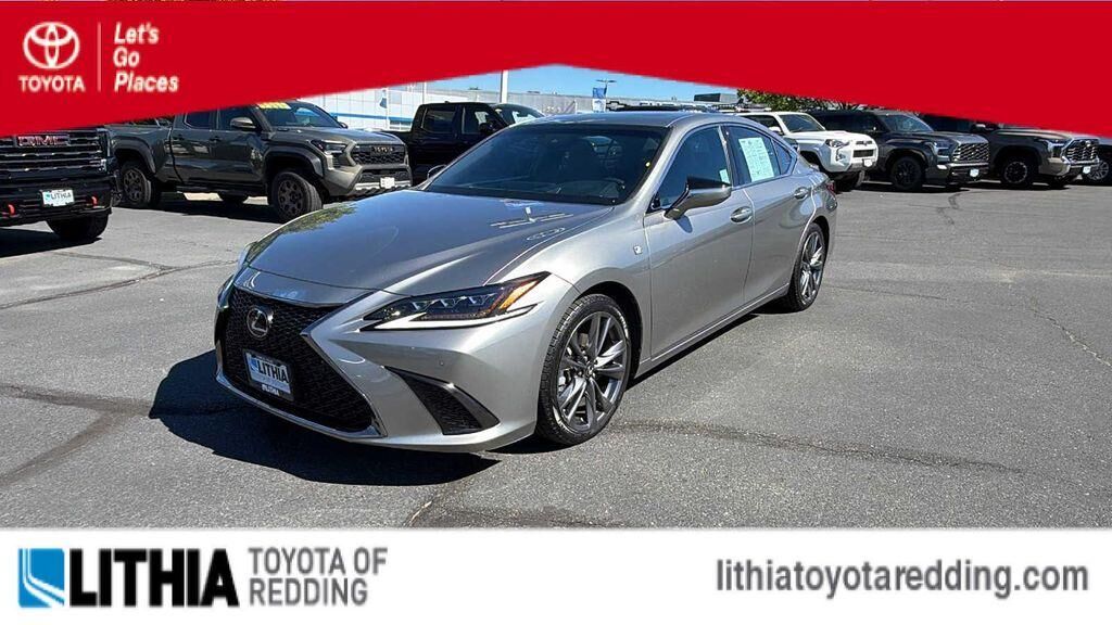 2021 LEXUS ES