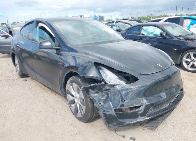 2020 TESLA Model Y
