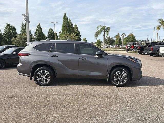 2021 Toyota Highlander