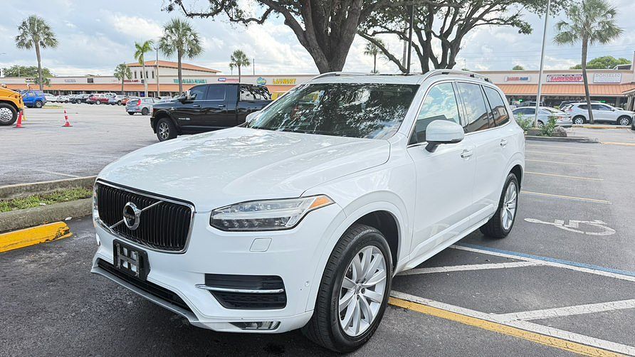 2017 Volvo XC90