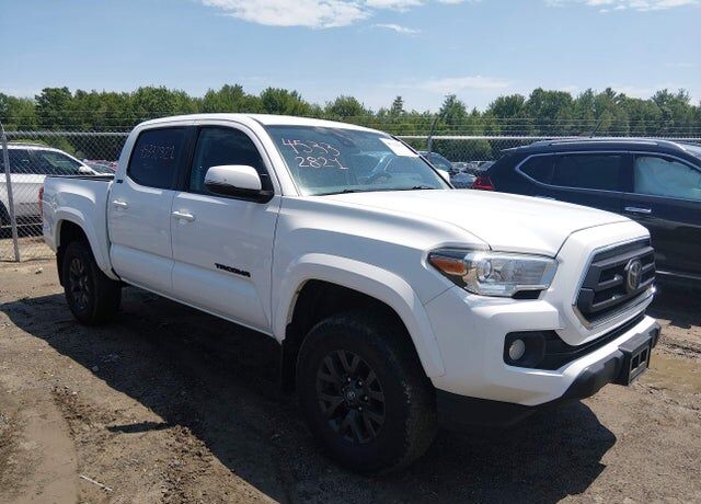 2020 TOYOTA Tacoma