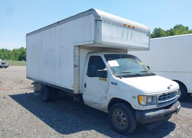 2002 FORD E-350
