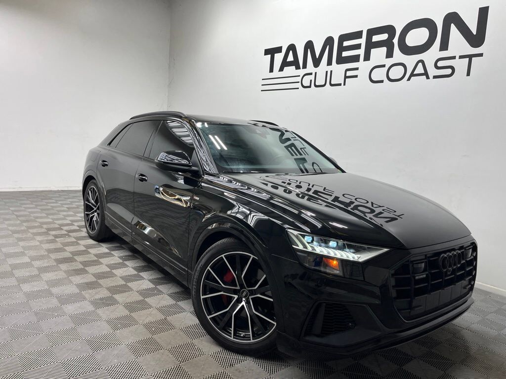 2022 AUDI Q8