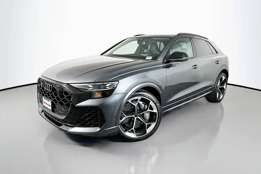 2026 AUDI RS Q8